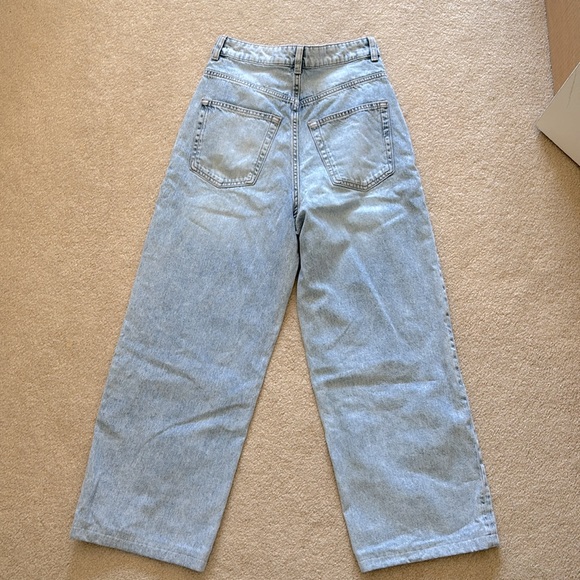 H&M High Waisted Baggy Jeans (Size 2 Tailored for 5’0-5’2) - Picture 3 of 3